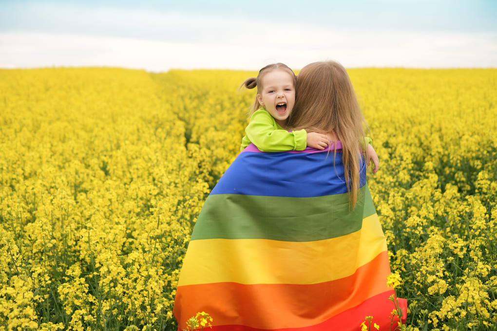 Cómo el método ROPA está transformando la paternidad entre parejas lesbianas en  Guadalajara (México)